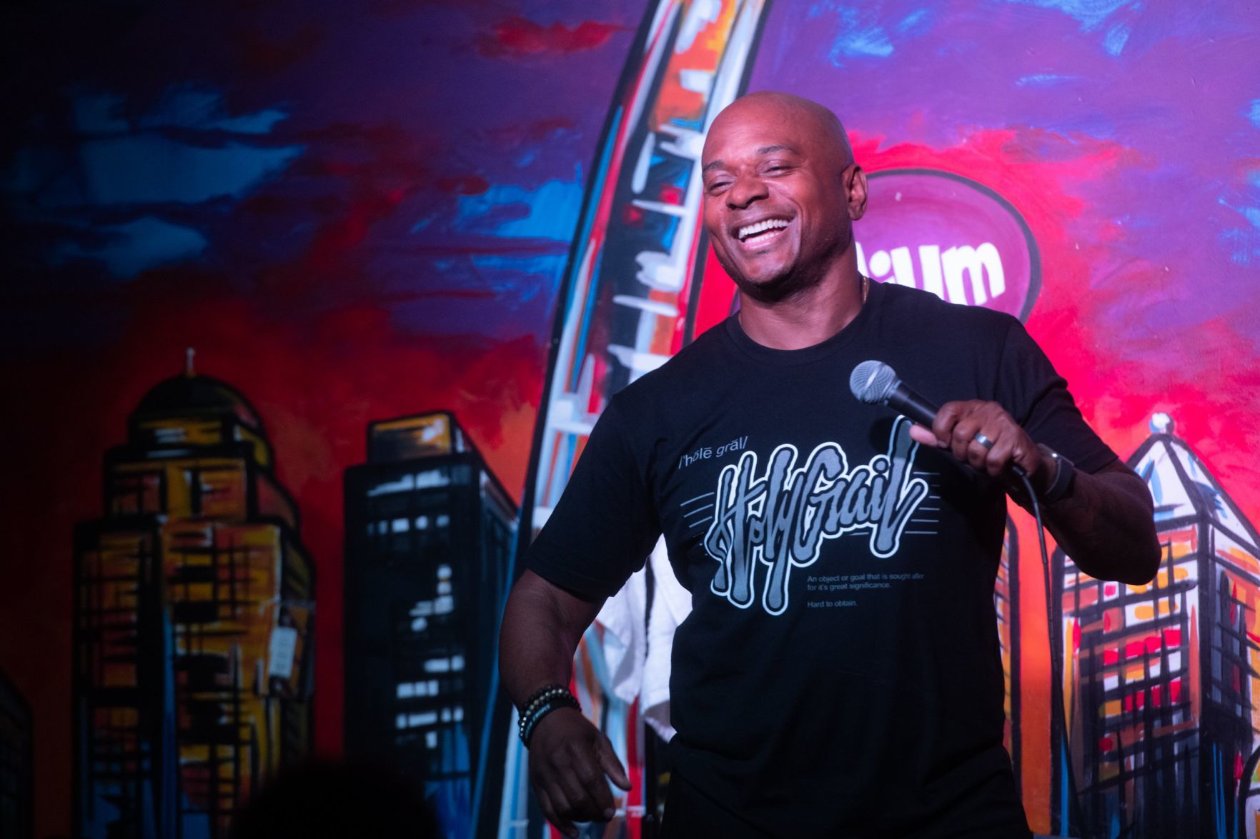 Helium Comedy Club reopens at St. Louis Galleria